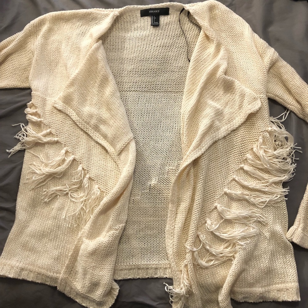 Fringe sweater - Picture 2 of 5